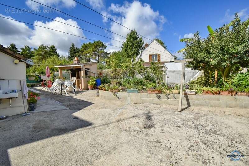 Maison à SELLES-SUR-CHER