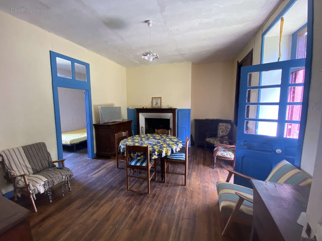 Maison à SAINT-GERMAIN-LES-BELLES