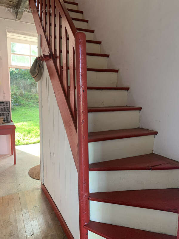 Maison à SAINT-GERMAIN-LES-BELLES