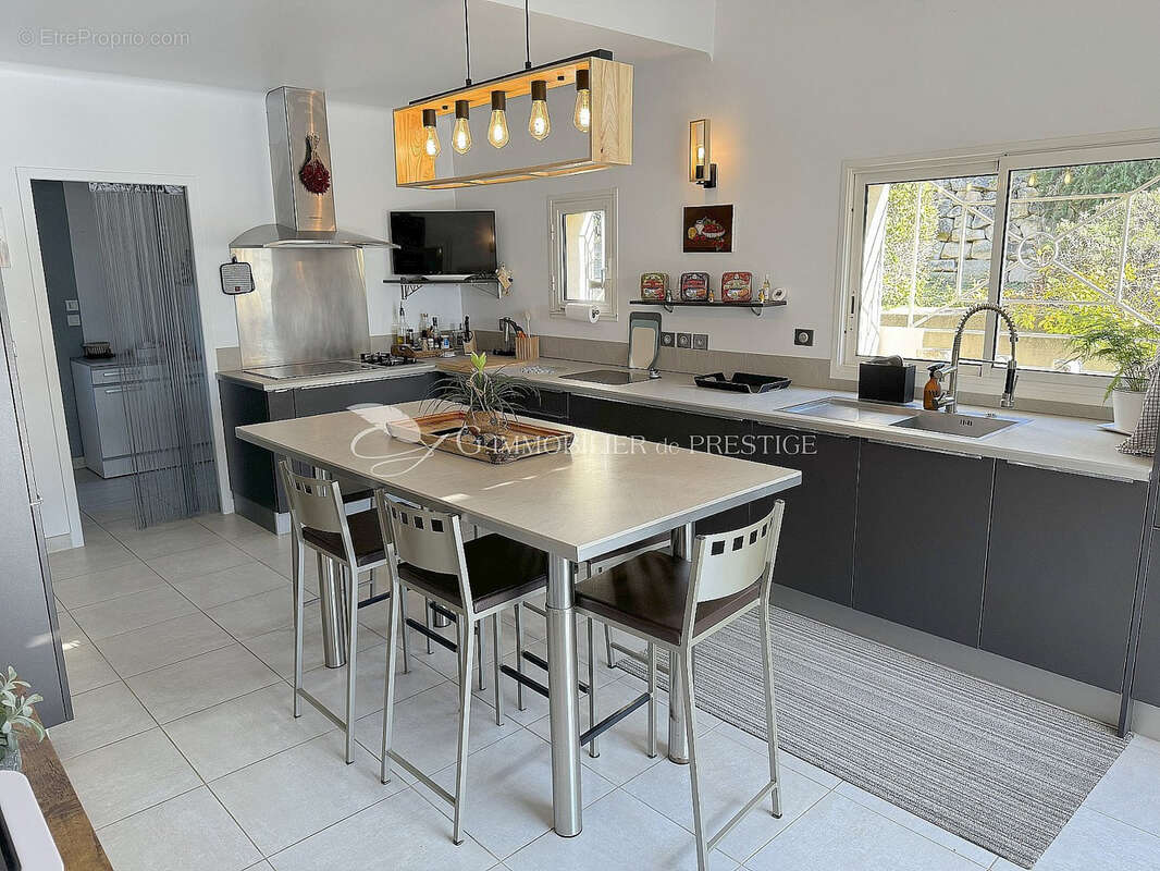 Maison à LE BEAUCET