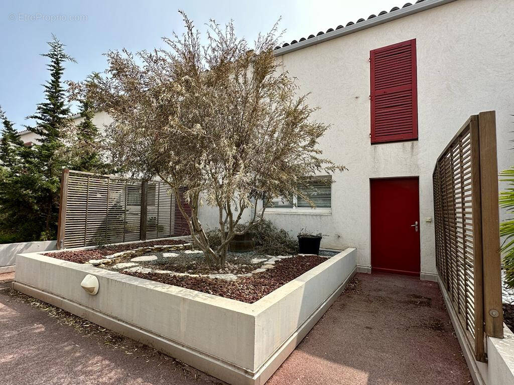 Maison à LA LONDE-LES-MAURES