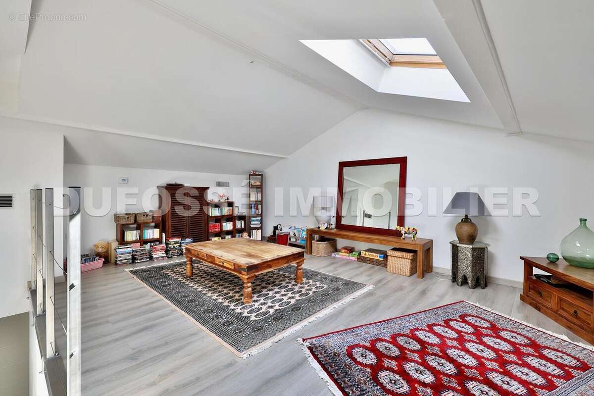 Photo 4 - Maison à SAINT-GENIS-LAVAL