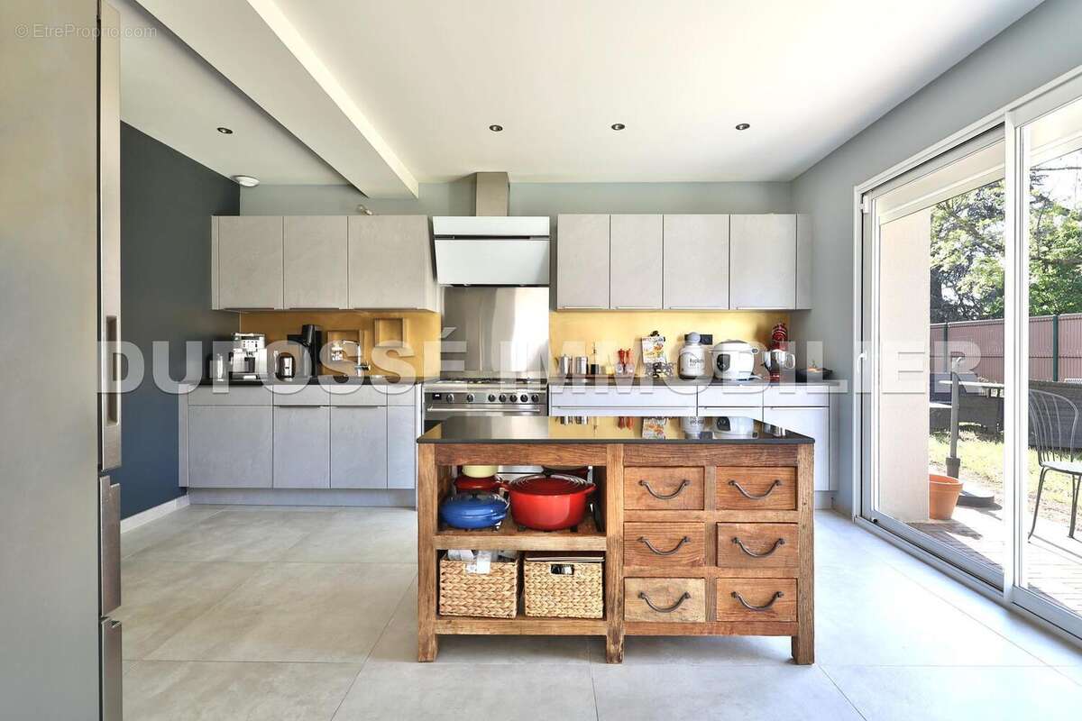 Photo 6 - Maison à SAINT-GENIS-LAVAL