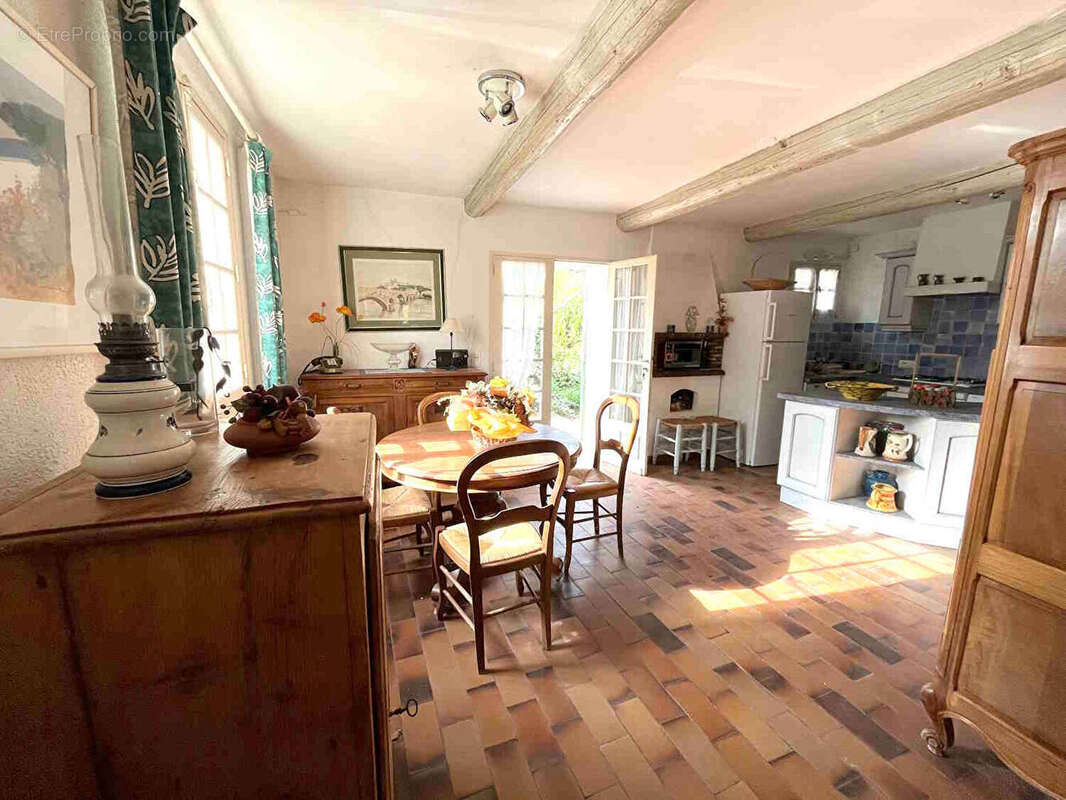 Maison à ROUSSILLON