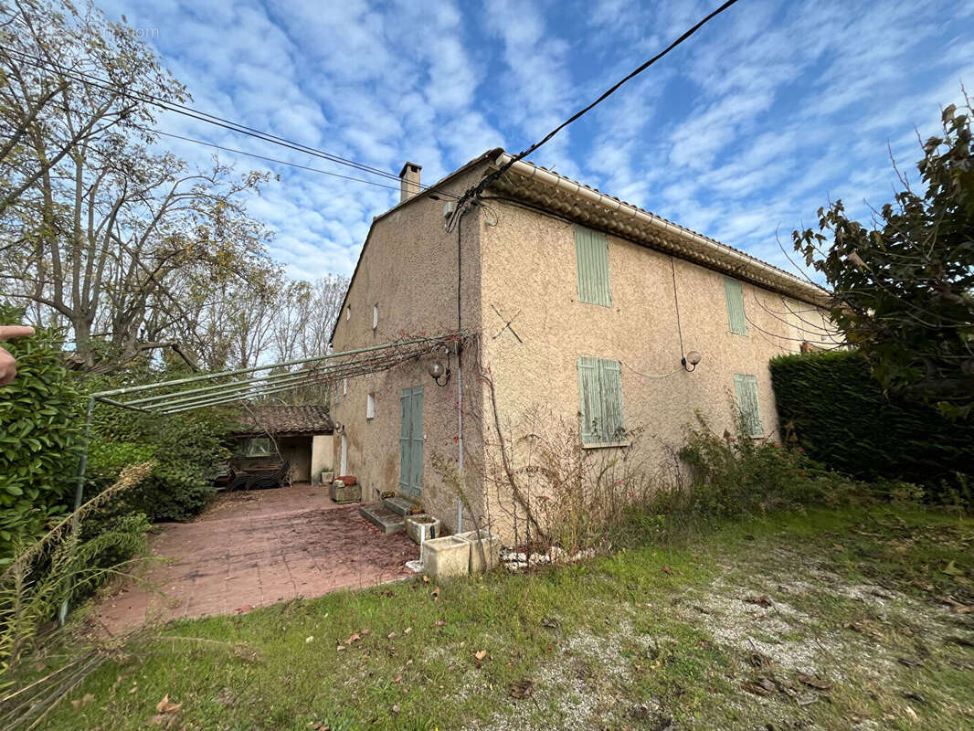Maison à ROUSSILLON