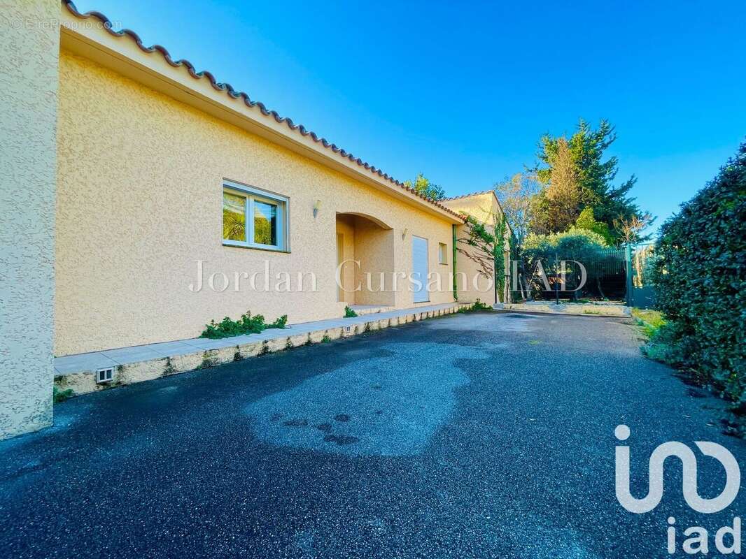 Photo 2 - Maison à SAINT-ESTEVE