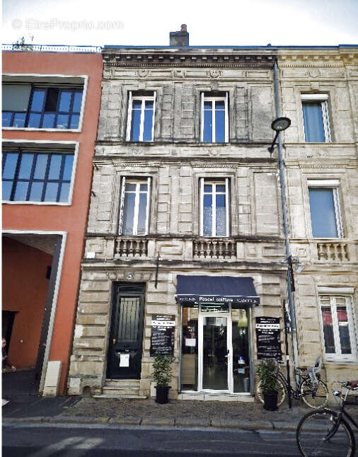 Appartement à BORDEAUX