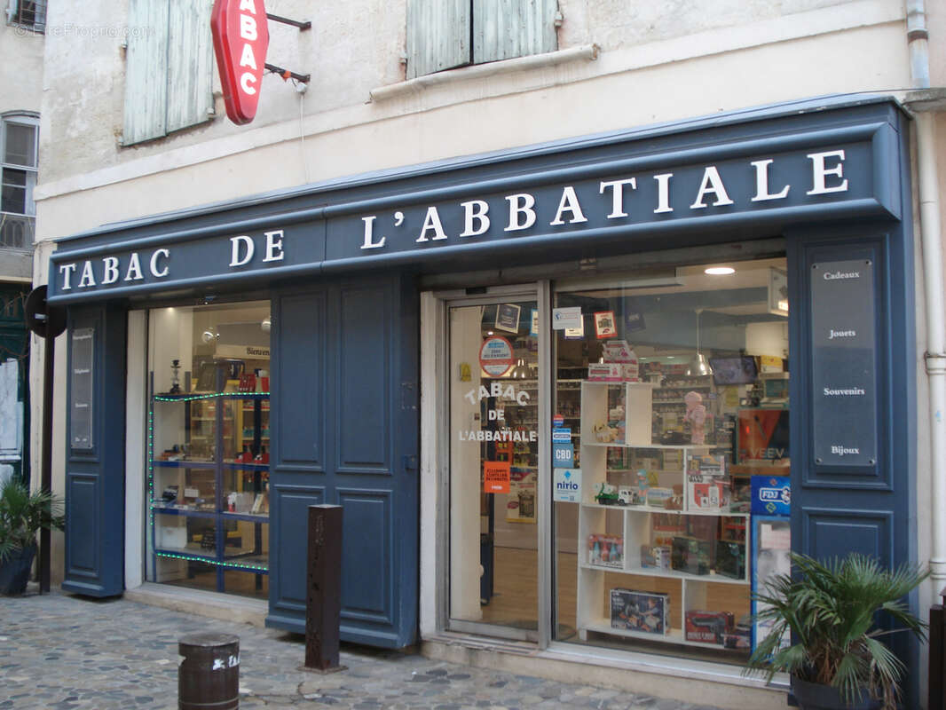 Commerce à SAINT-GILLES