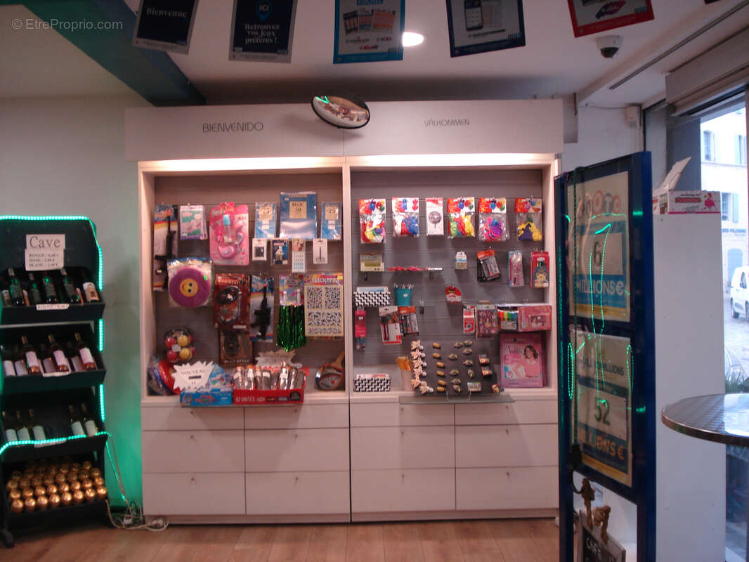 Commerce à SAINT-GILLES