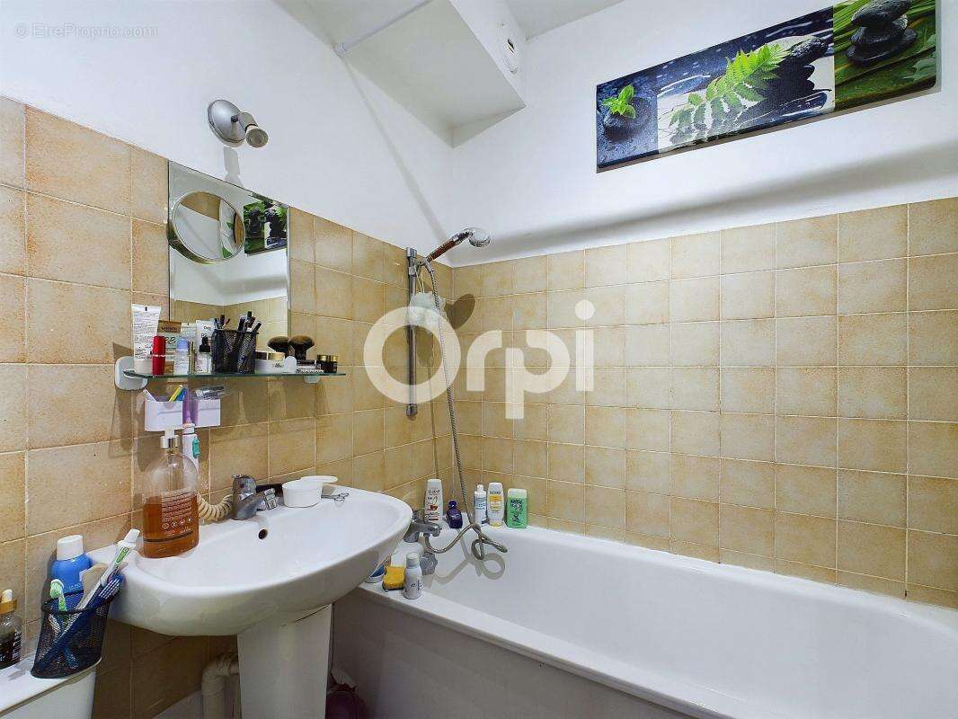 Appartement à MANDELIEU-LA-NAPOULE