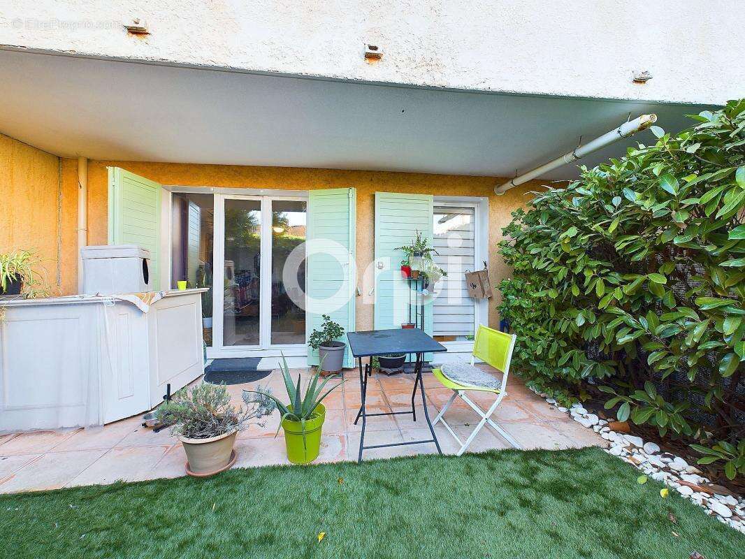 Appartement à MANDELIEU-LA-NAPOULE