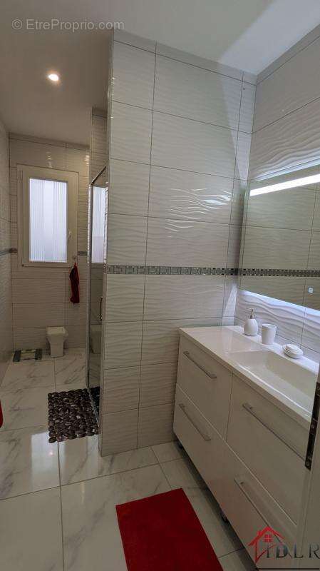 Maison à LONS-LE-SAUNIER