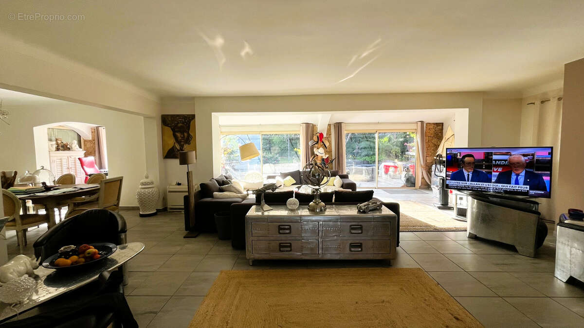 Maison à SAINT-RAPHAEL