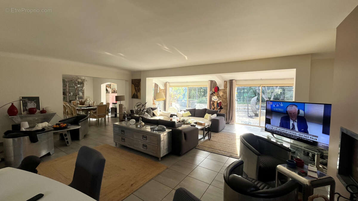 Maison à SAINT-RAPHAEL