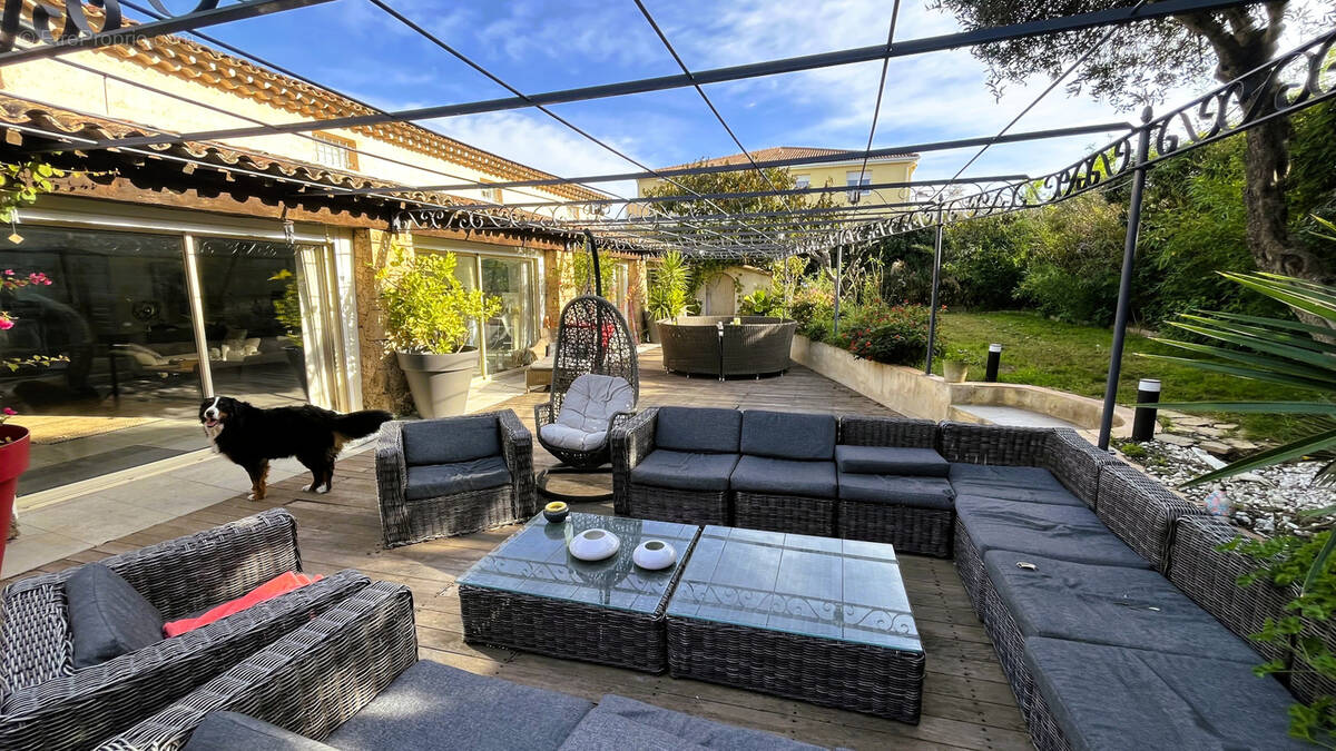 Maison à SAINT-RAPHAEL