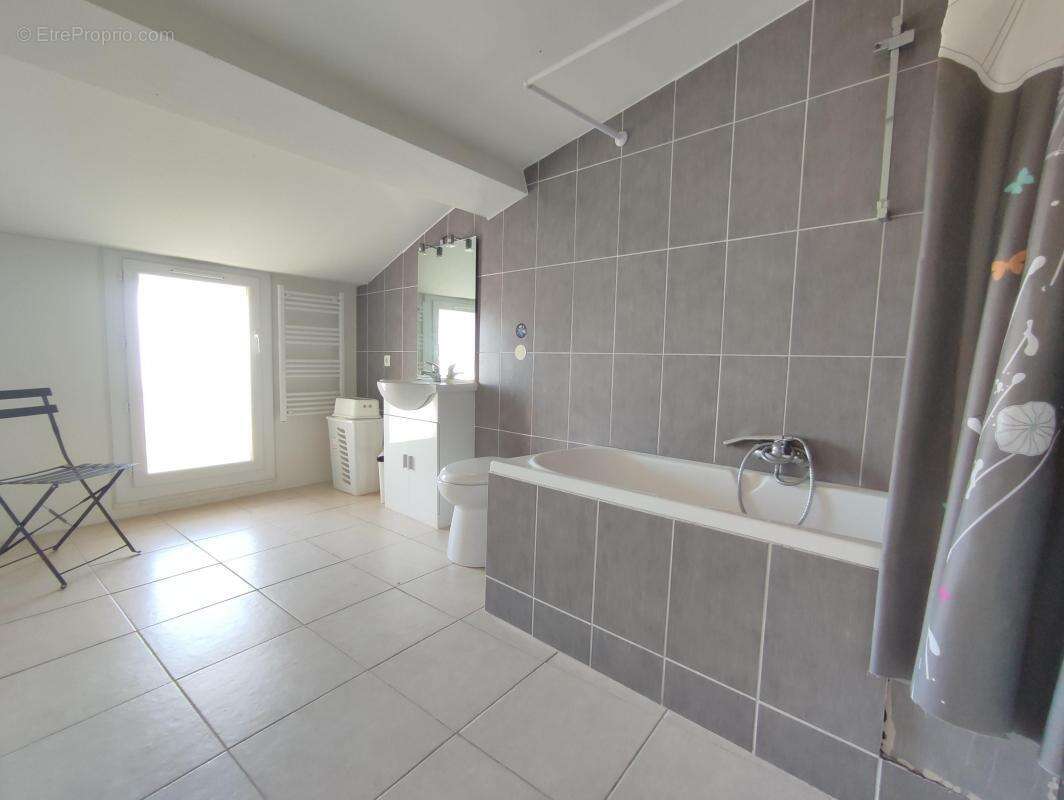 Maison à ALIGNAN-DU-VENT