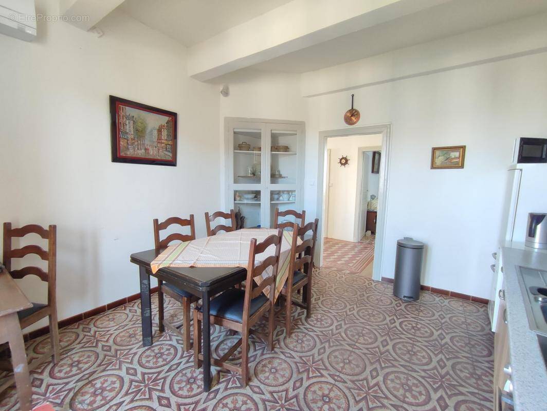 Maison à ALIGNAN-DU-VENT