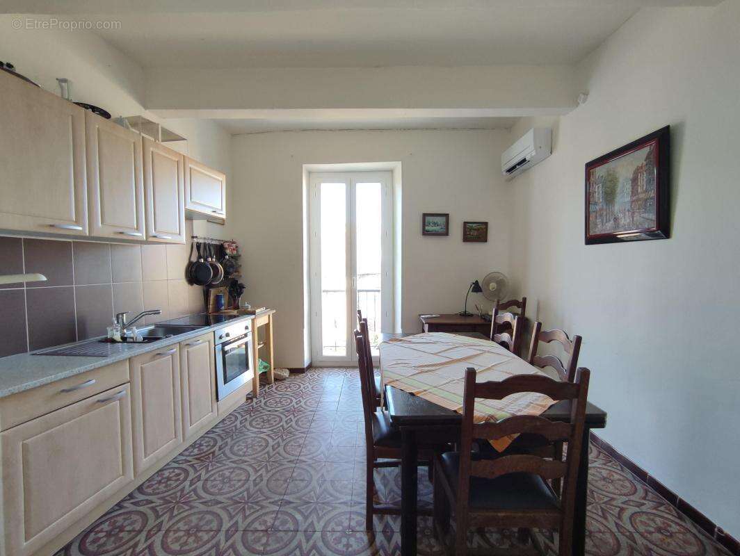 Maison à ALIGNAN-DU-VENT