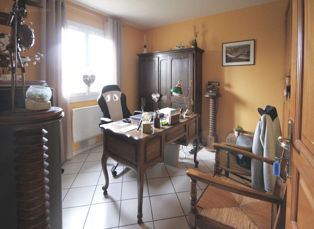 Maison à SAINTE-HELENE-BONDEVILLE