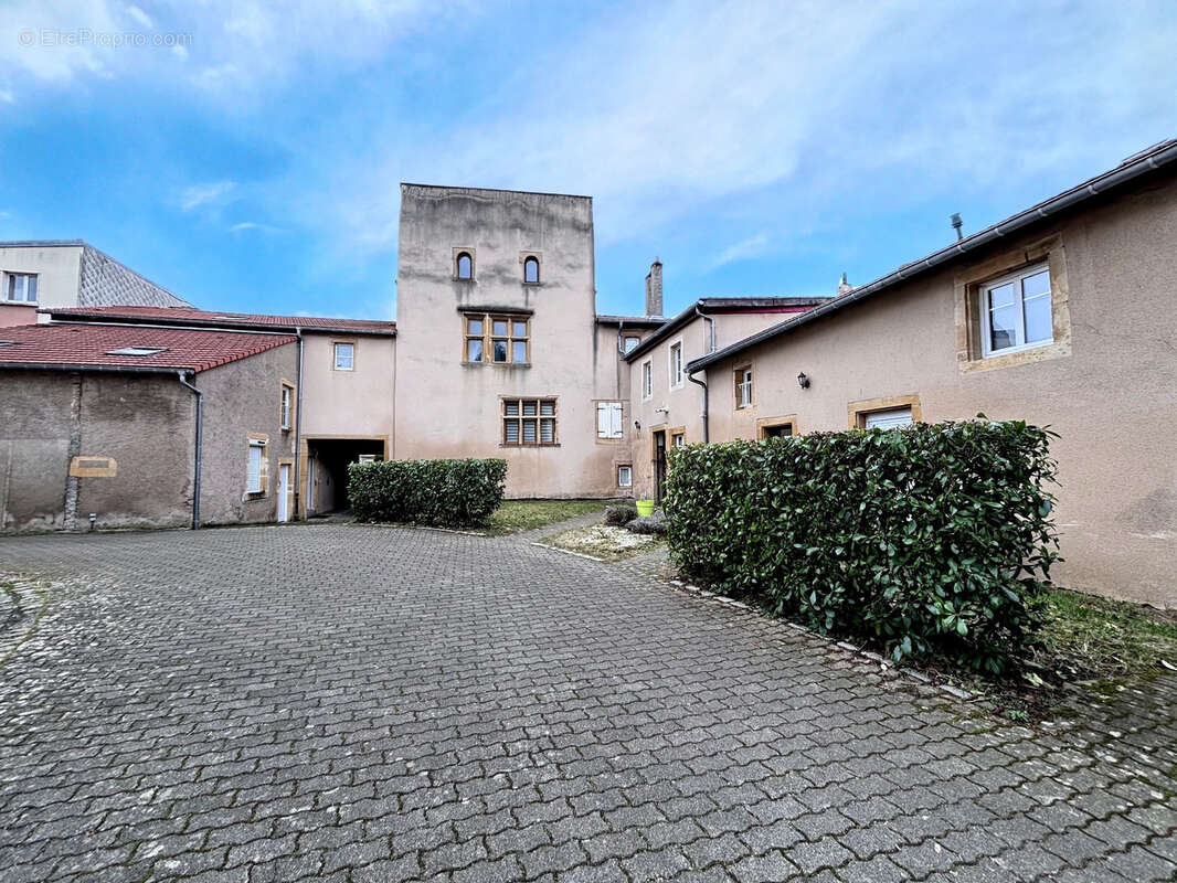 Appartement à LONGEVILLE-LES-METZ