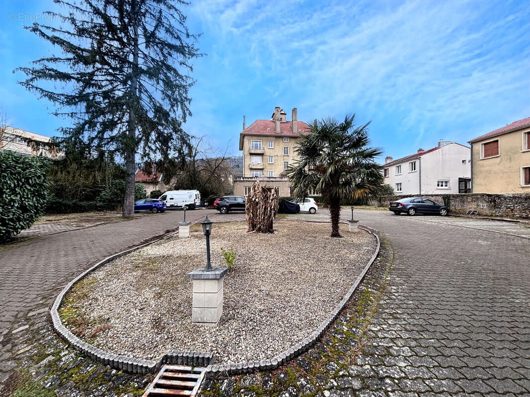 Appartement à LONGEVILLE-LES-METZ