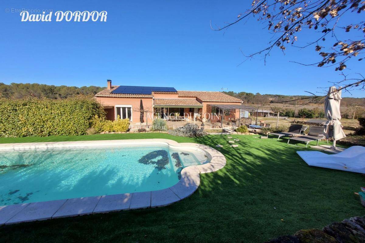 Maison à SAINT-ANTONIN-DU-VAR