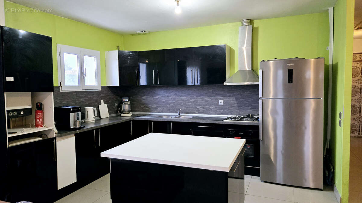 Maison à LAMOTHE-MONTRAVEL