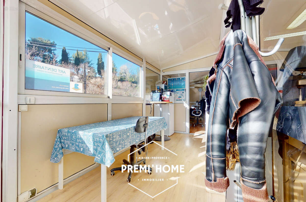 Commerce à AIX-EN-PROVENCE