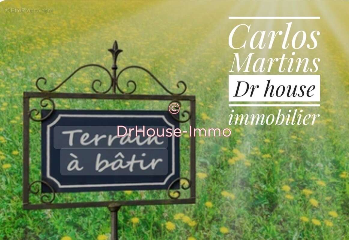 Terrain à LA GENEVRAYE