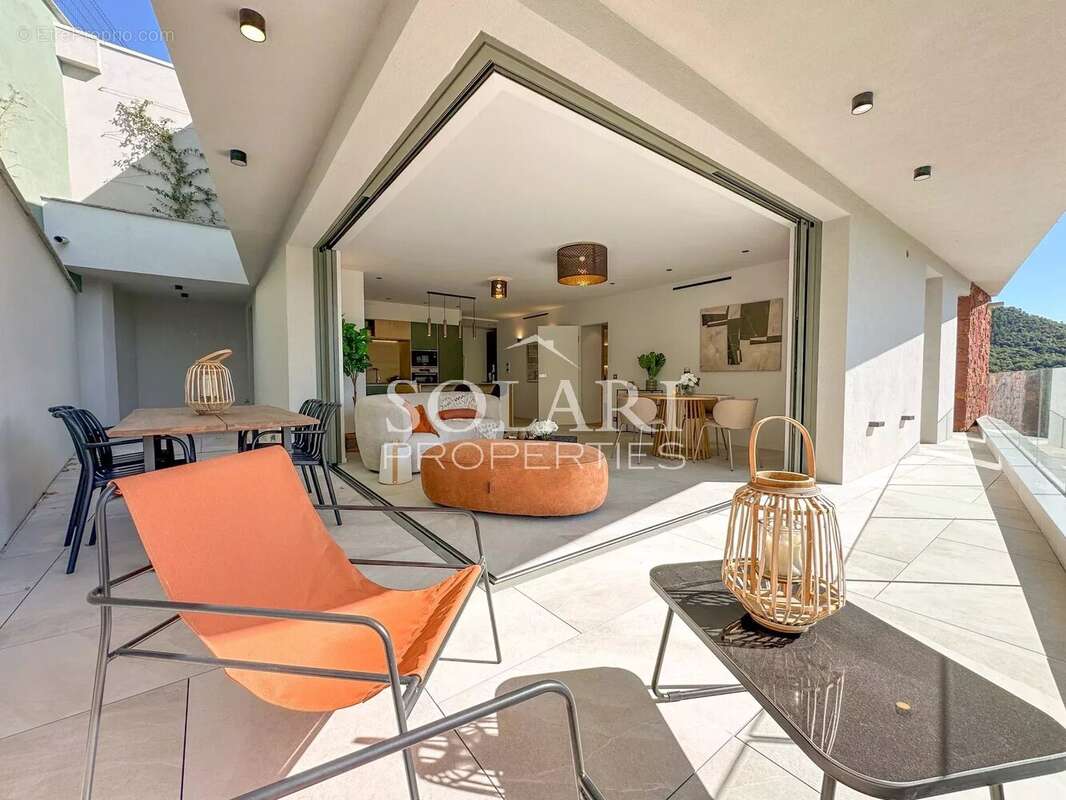 Appartement à LES ADRETS-DE-L&#039;ESTEREL