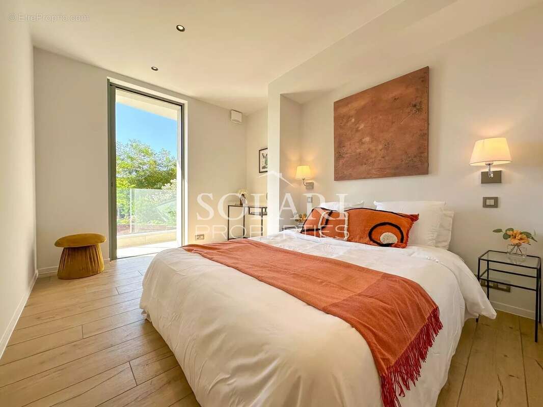 Appartement à LES ADRETS-DE-L&#039;ESTEREL