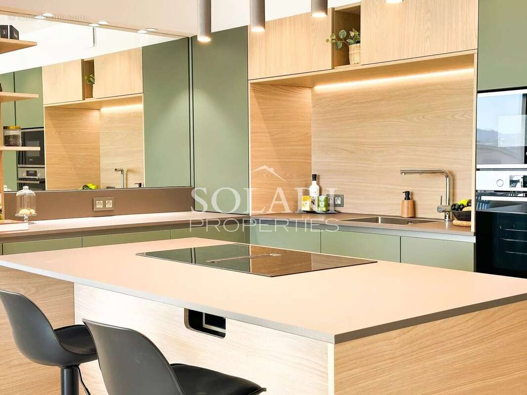 Appartement à LES ADRETS-DE-L&#039;ESTEREL