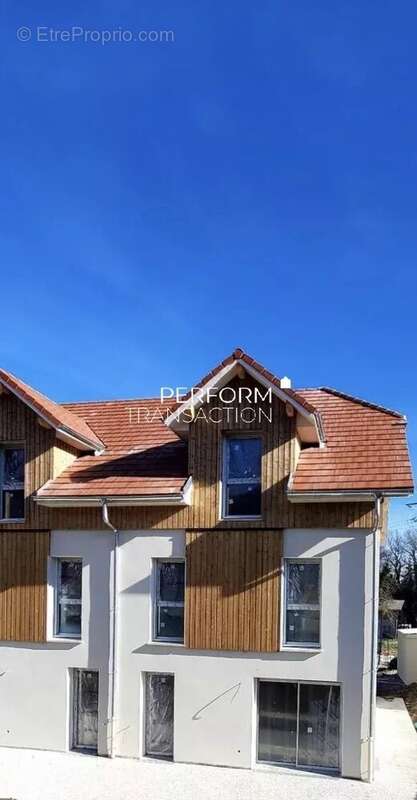 Maison à MONESTIER-DE-CLERMONT