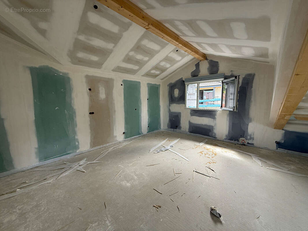 Appartement à BRENTHONNE