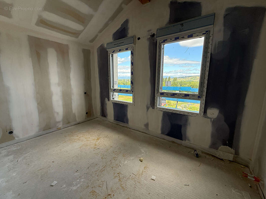 Appartement à BRENTHONNE