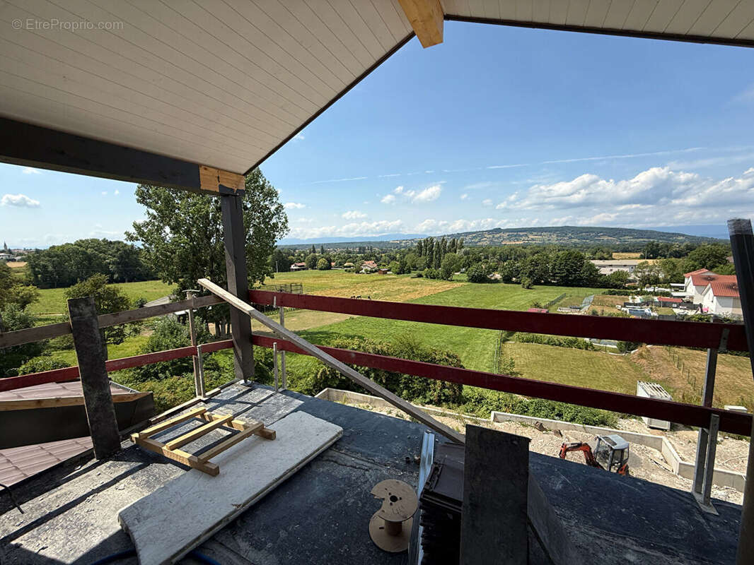 Appartement à BRENTHONNE