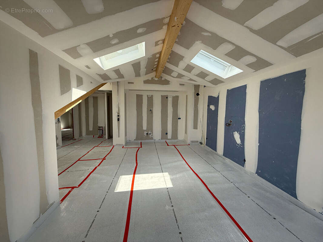 Appartement à BRENTHONNE