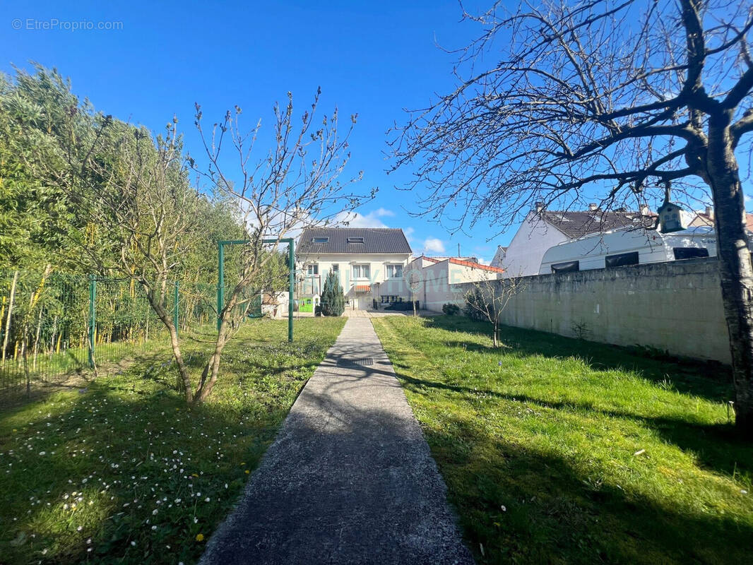 Maison à MONTFERMEIL