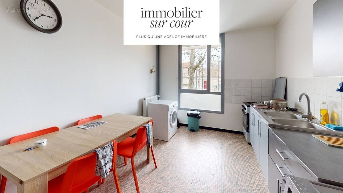 Appartement à SAINT-ETIENNE