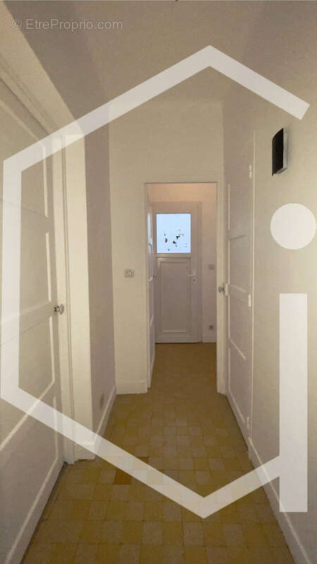 Maison à VILLENEUVE-LA-GARENNE