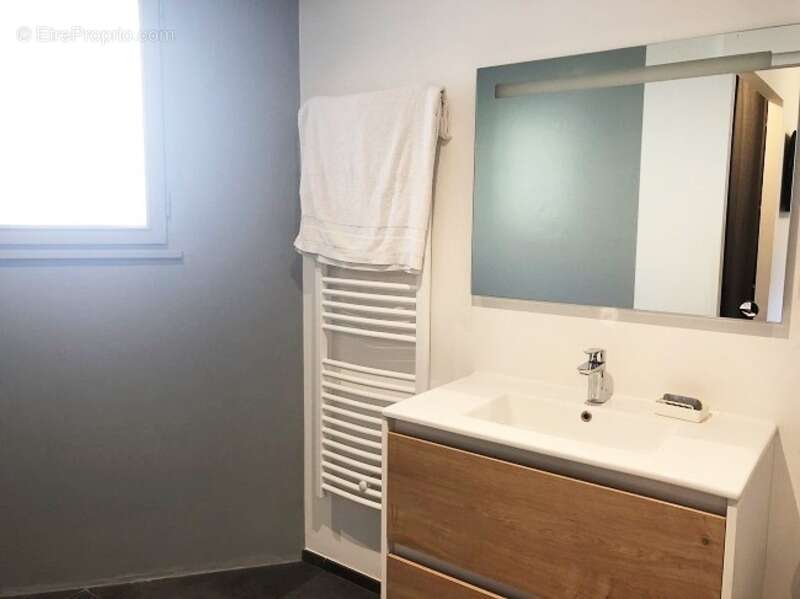 Maison à ROCHESERVIERE