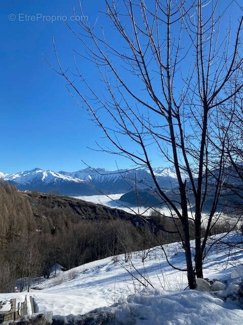 Terrain à LE CHATEL