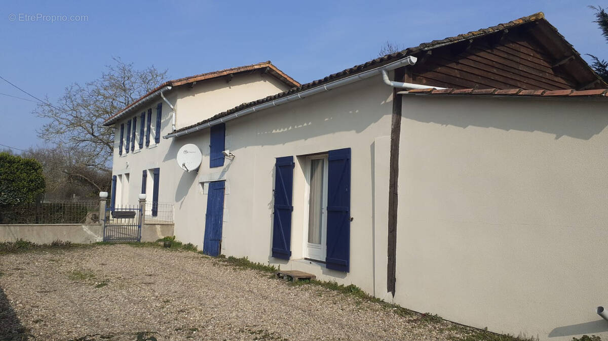 Maison à LES FORGES