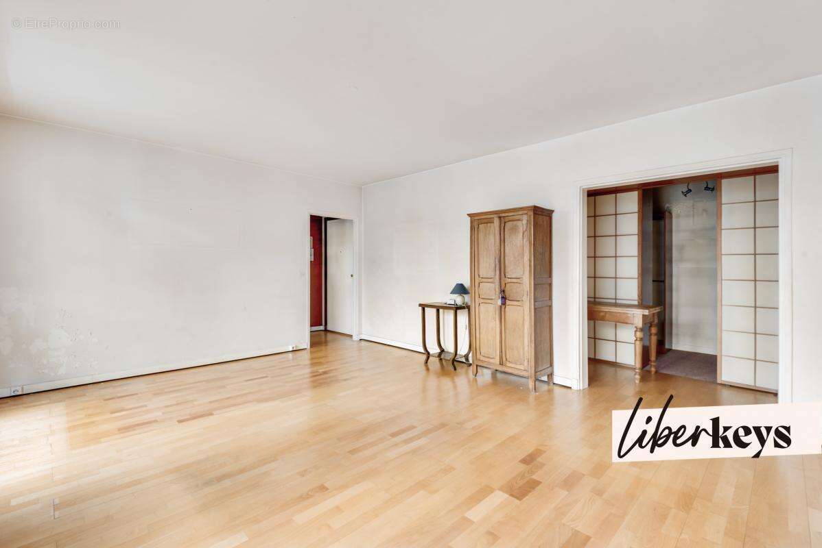 Appartement à PARIS-15E