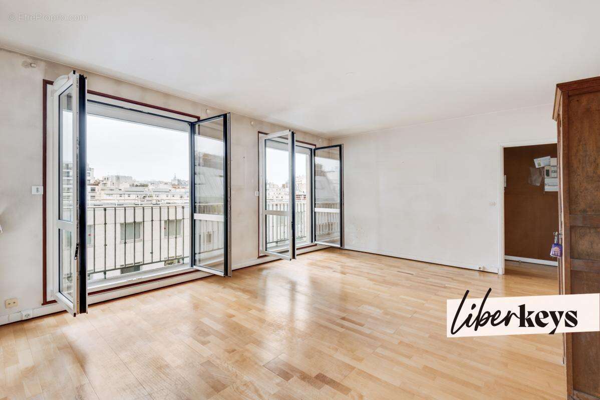 Appartement à PARIS-15E