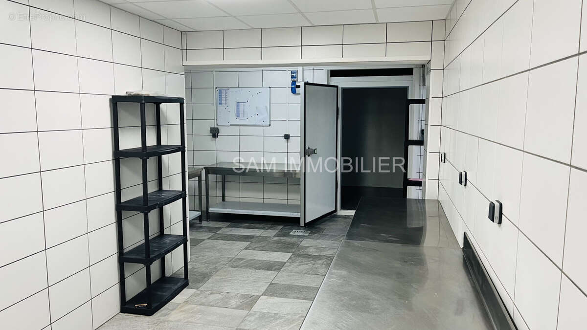 Commerce à LE TAMPON