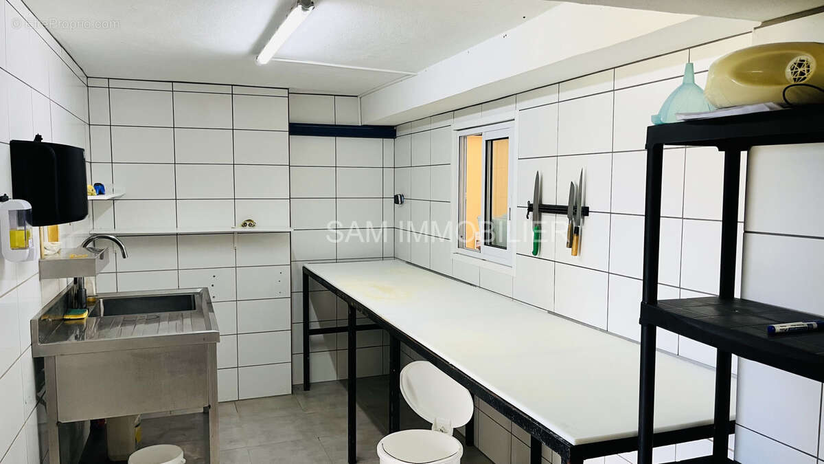 Commerce à LE TAMPON