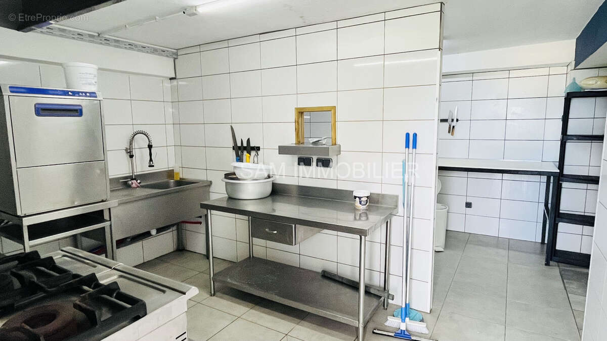 Commerce à LE TAMPON