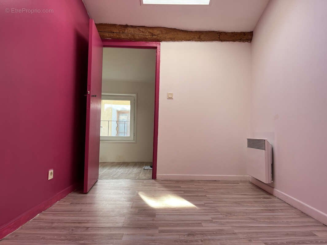 Maison à SAINT-LAURENT-DE-LA-CABRERISSE