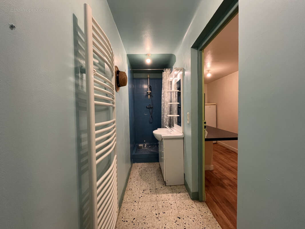 Maison à SAINT-LAURENT-DE-LA-CABRERISSE